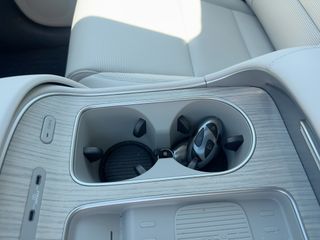 2026 Hyundai Palisade Calligraphy - Interior Steering Wheel With Keys Image